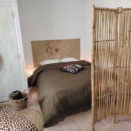 Apartment T1 Coeur De Ideal Entre Le Port Et La Gare Toulon