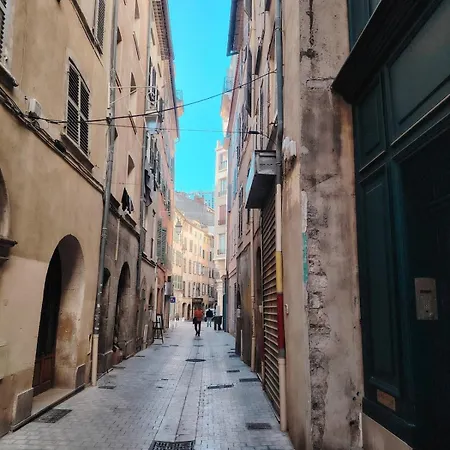 Apartment T1 Coeur De Ideal Entre Le Port Et La Gare Toulon